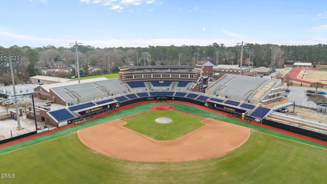 37 Barnes Street, Greenville, NC 27858