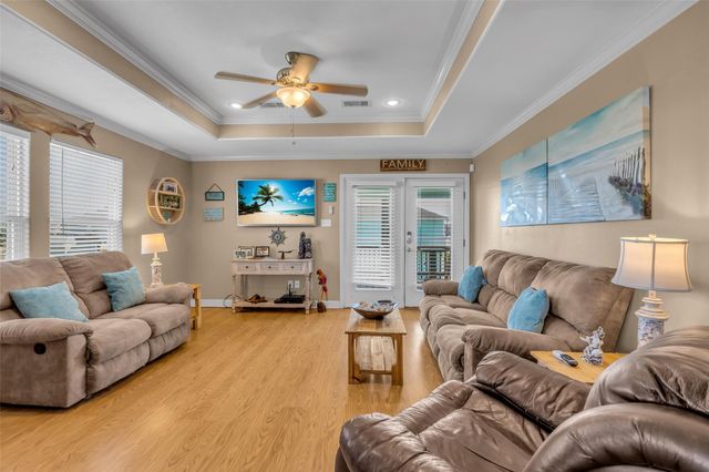 940 Mary Ann, Port Bolivar, TX 77650