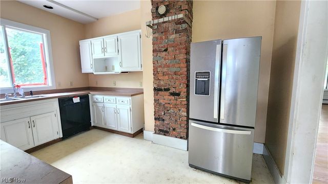 1444 Dill Road, South Euclid, OH 44121