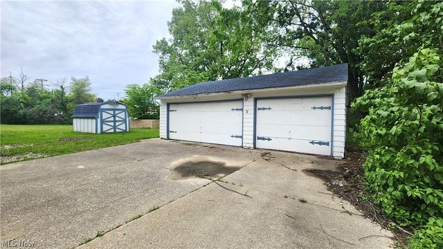 1444 Dill Road, South Euclid, OH 44121