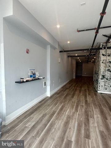 2033 E LEHIGH AVE, Philadelphia, PA 19125
