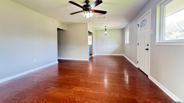 4266 Debellevue Dr, Baton Rouge, LA 70809