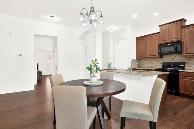 2701 Indian Oak Drive, Mckinney, TX 75071