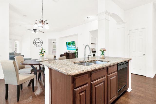 2701 Indian Oak Drive, Mckinney, TX 75071