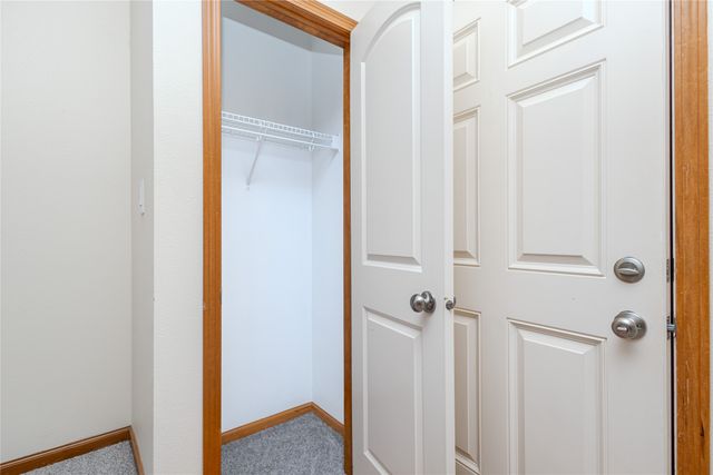 8601 Westown Parkway 27103, West Des Moines, IA 50266