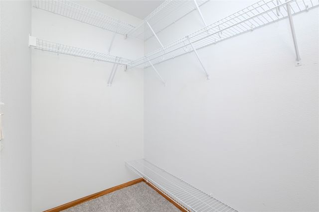 8601 Westown Parkway 27103, West Des Moines, IA 50266