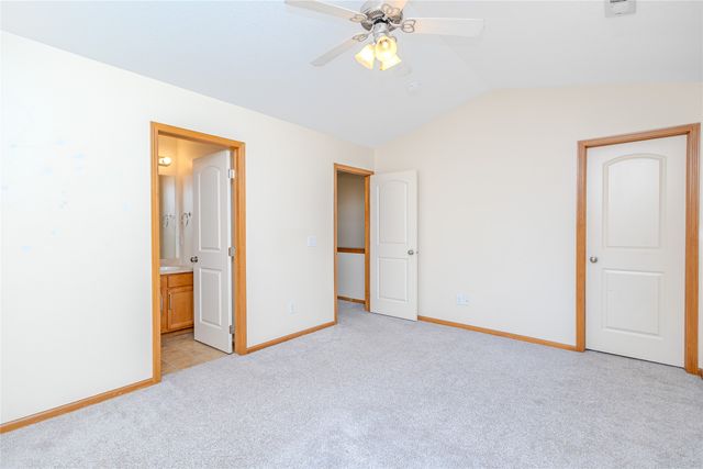 8601 Westown Parkway 27103, West Des Moines, IA 50266