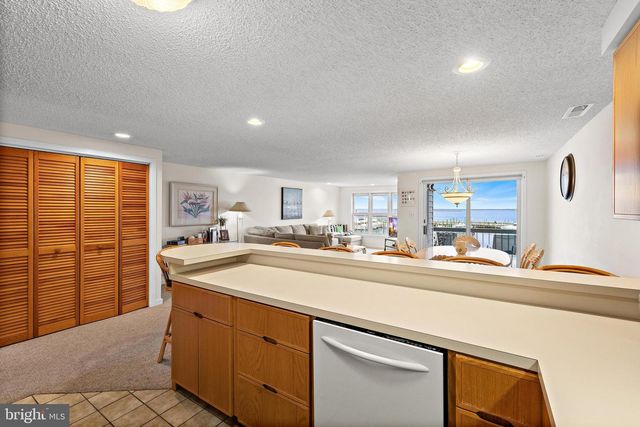 1100 N BAY AVE, Beach Haven, NJ 08008