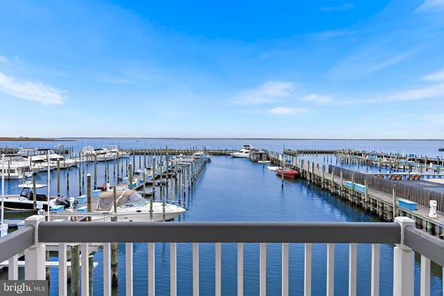 1100 N BAY AVE, Beach Haven, NJ 08008