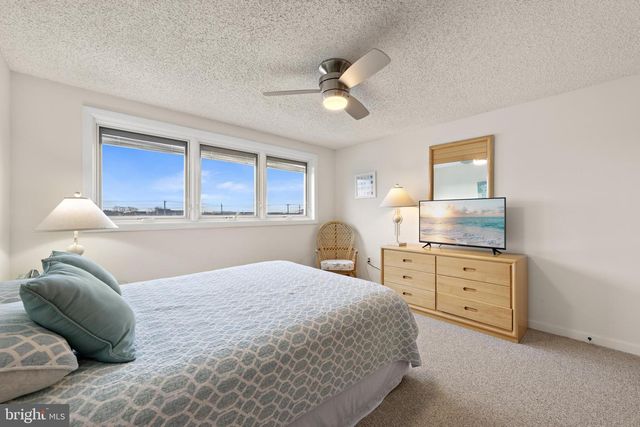 1100 N BAY AVE, Beach Haven, NJ 08008