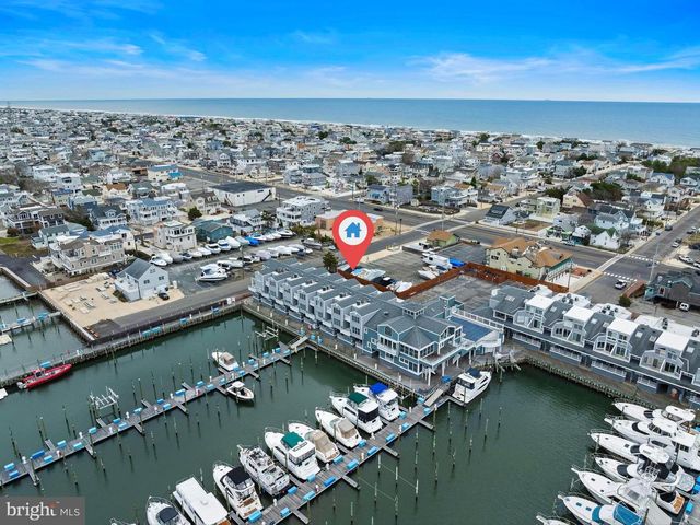 1100 N BAY AVE, Beach Haven, NJ 08008