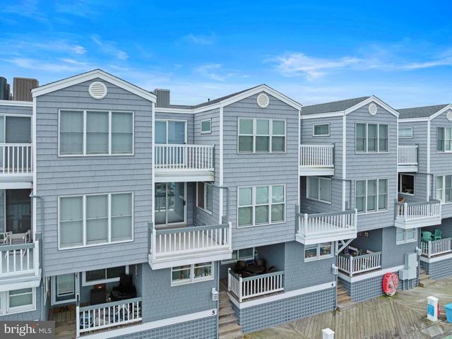 1100 N BAY AVE, Beach Haven, NJ 08008