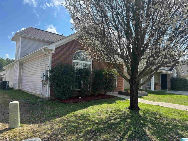 2202 VILLAGE LANE, Calera, AL 35040