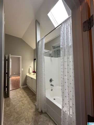 2202 VILLAGE LANE, Calera, AL 35040