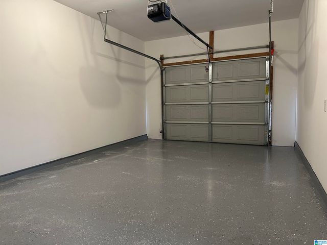 2202 VILLAGE LANE, Calera, AL 35040