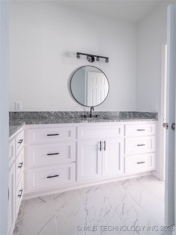 200 Townsend Avenue, Mcalester, OK 74501