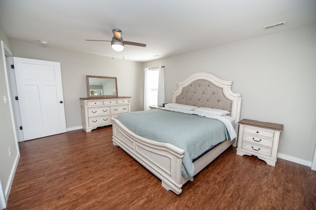 359 W River Grove Circle, Roebuck, SC 29376