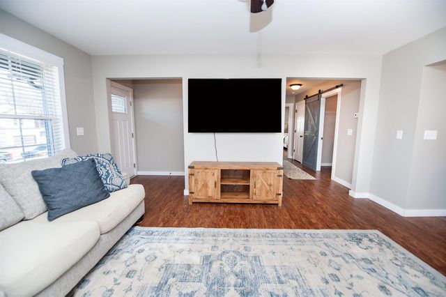 359 W River Grove Circle, Roebuck, SC 29376