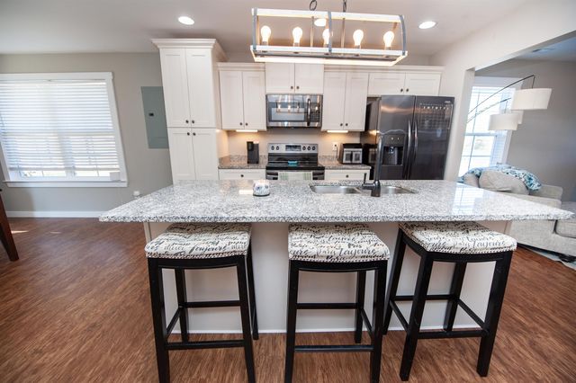 359 W River Grove Circle, Roebuck, SC 29376