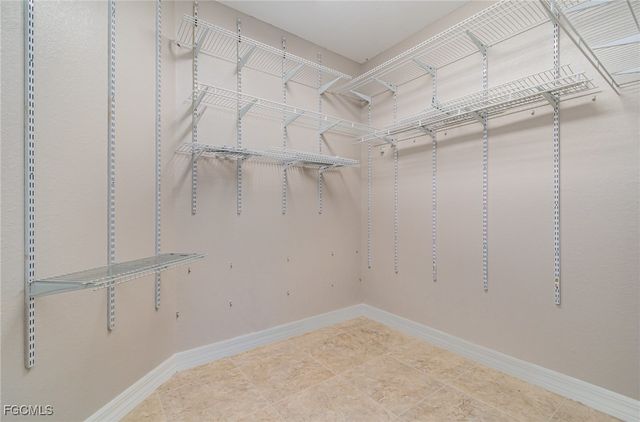 6071 Jonathans Bay CIR 101, Fort Myers, FL 33908