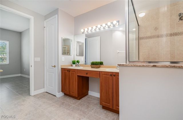 6071 Jonathans Bay CIR 101, Fort Myers, FL 33908