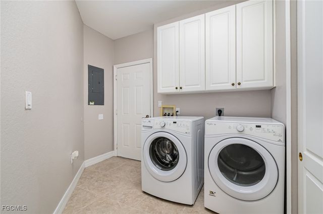 6071 Jonathans Bay CIR 101, Fort Myers, FL 33908