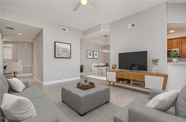 6071 Jonathans Bay CIR 101, Fort Myers, FL 33908