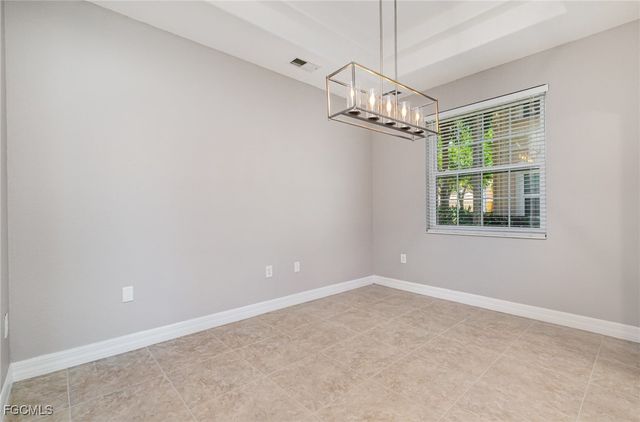 6071 Jonathans Bay CIR 101, Fort Myers, FL 33908