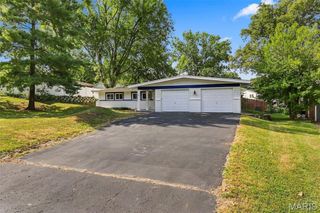 10 Montauk Drive, Unincorporated, MO 63146