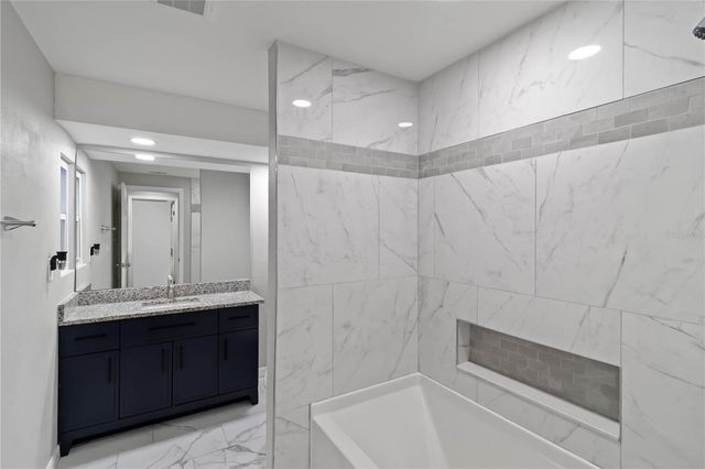 2380 LOCKWOOD MEADOWS WAY, Sarasota, FL 34234