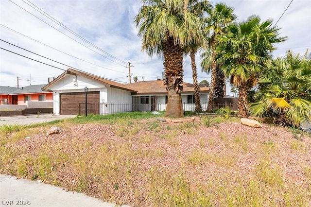 2986 Vegas Valley Drive, Las Vegas, NV 89121