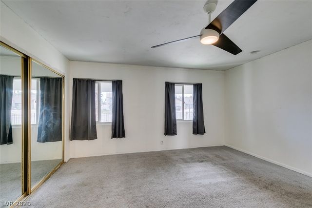 2986 Vegas Valley Drive, Las Vegas, NV 89121