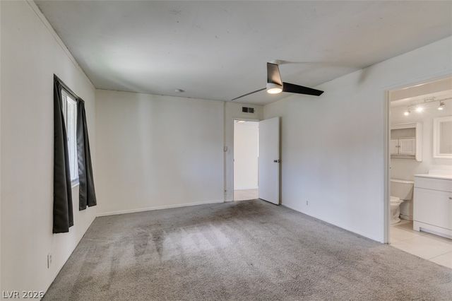 2986 Vegas Valley Drive, Las Vegas, NV 89121