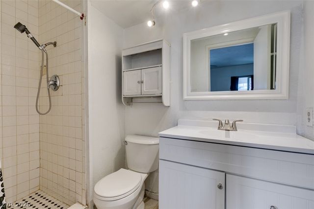 2986 Vegas Valley Drive, Las Vegas, NV 89121