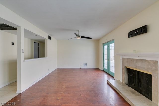 2986 Vegas Valley Drive, Las Vegas, NV 89121