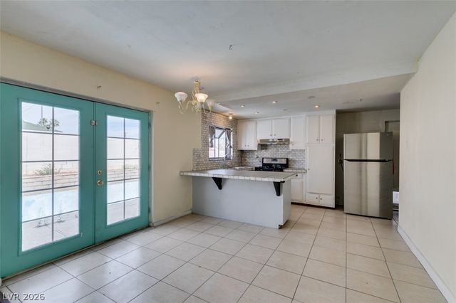 2986 Vegas Valley Drive, Las Vegas, NV 89121