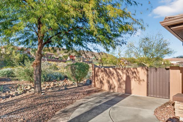 2201 W HAZELHURST Court, Anthem, AZ 85086