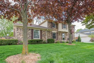 9600 Winterset Circle, Plymouth Charter Township, MI 48170