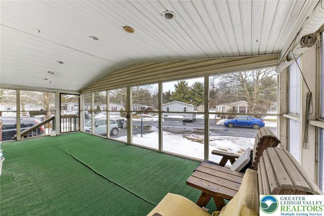 182 Greenbriar Drive South, Bath, PA 18014