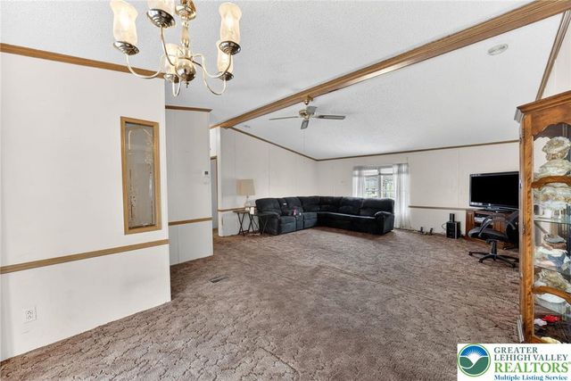 182 Greenbriar Drive South, Bath, PA 18014