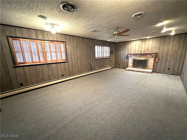 2023 Commerce Street, Wellsburg, WV 26070