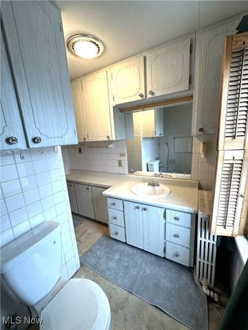 2023 Commerce Street, Wellsburg, WV 26070