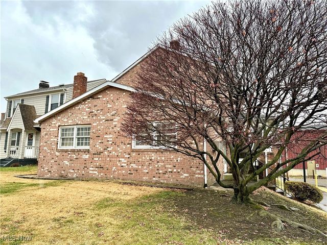 2023 Commerce Street, Wellsburg, WV 26070