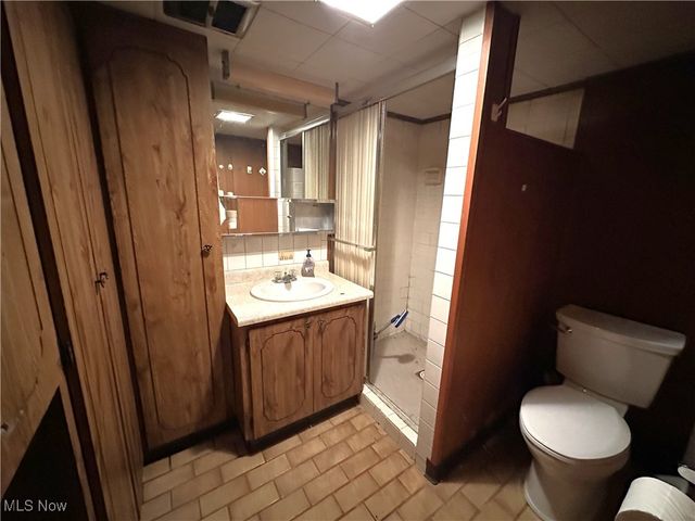 2023 Commerce Street, Wellsburg, WV 26070