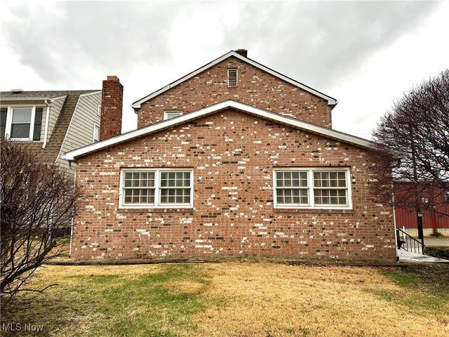 2023 Commerce Street, Wellsburg, WV 26070