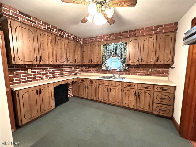 2023 Commerce Street, Wellsburg, WV 26070