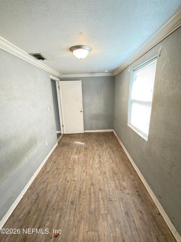 10592 HAVERFORD Road, Jacksonville, FL 32218