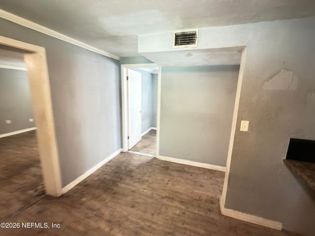 10592 HAVERFORD Road, Jacksonville, FL 32218