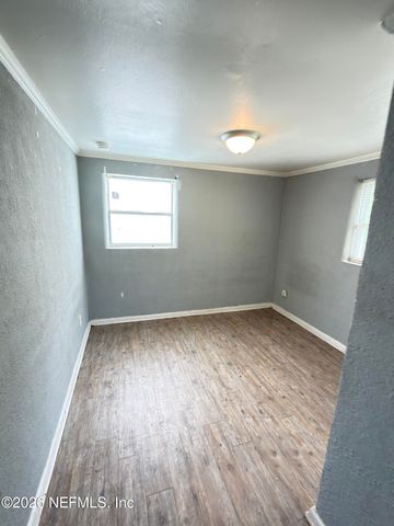 10592 HAVERFORD Road, Jacksonville, FL 32218