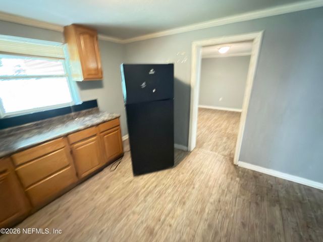 10592 HAVERFORD Road, Jacksonville, FL 32218